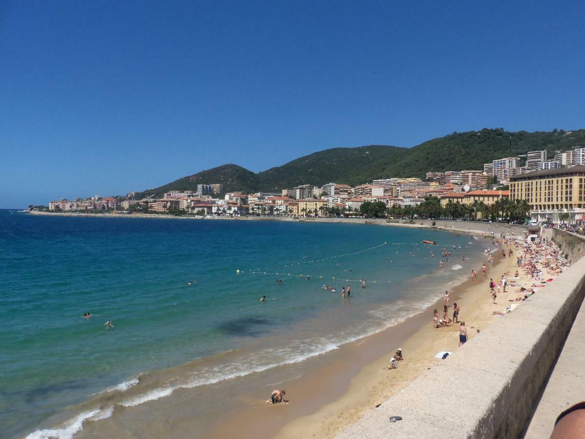 Ajaccio Centre F4 Climatise Ajaccio (Corsica) Exterior foto